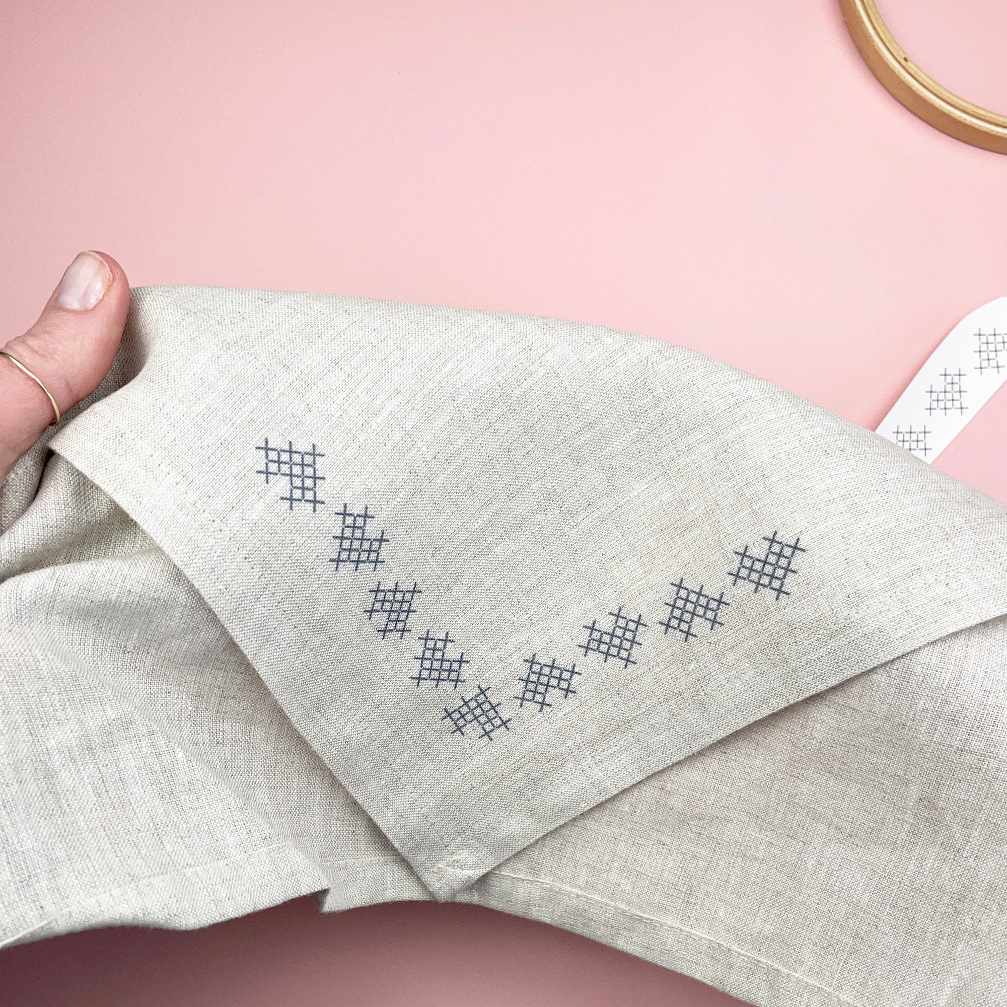 Iron-On Embroidery Patterns: Decorative Corner Themed Designs - Image 4