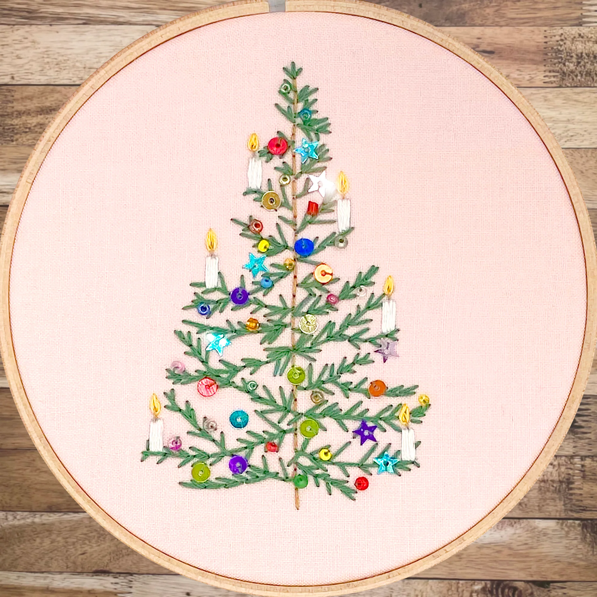 Christmas Embroidery Kit: 5" Beaded Tree Design (pink) - Image 4
