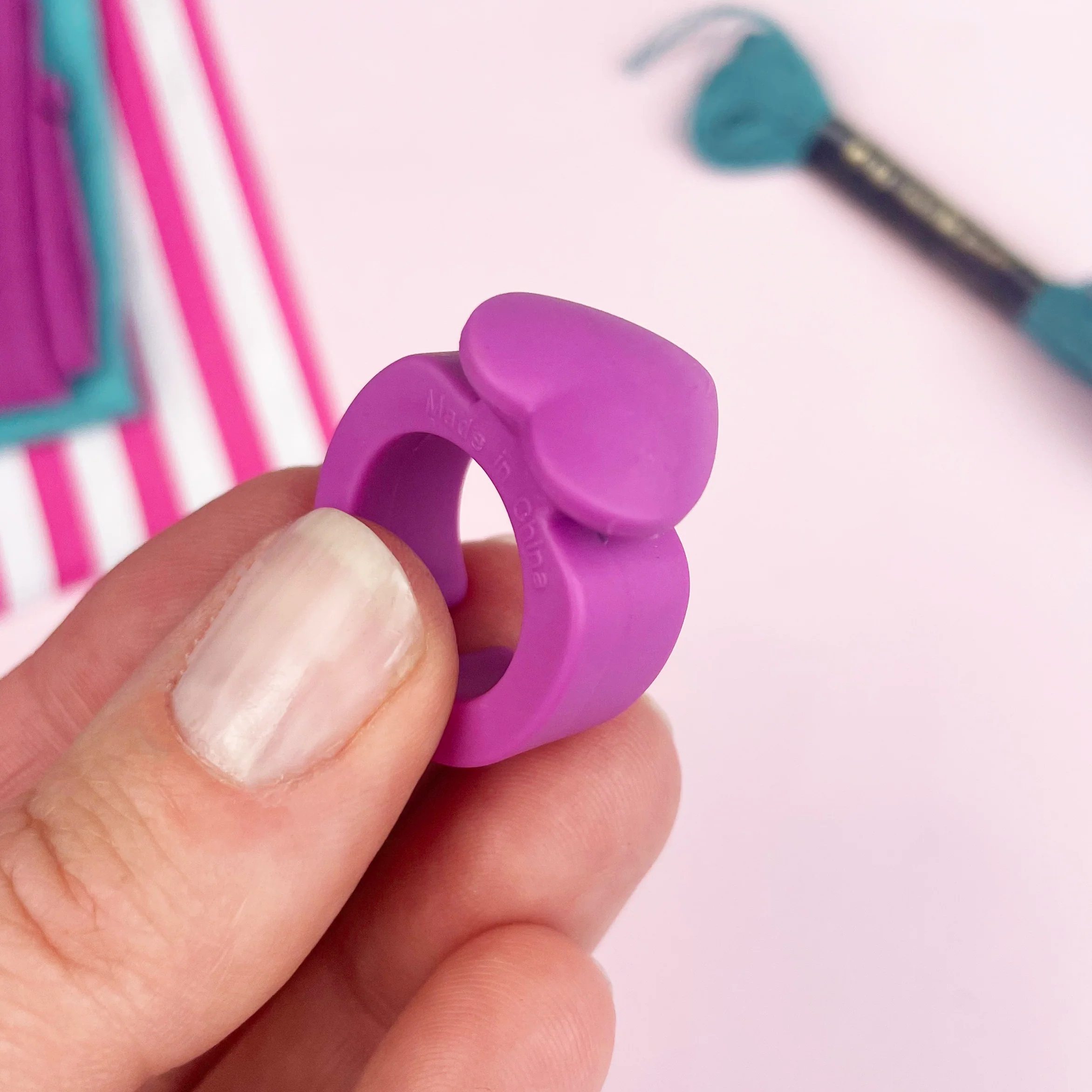 Heart Shaped Thread Cutting Ring - Image 5