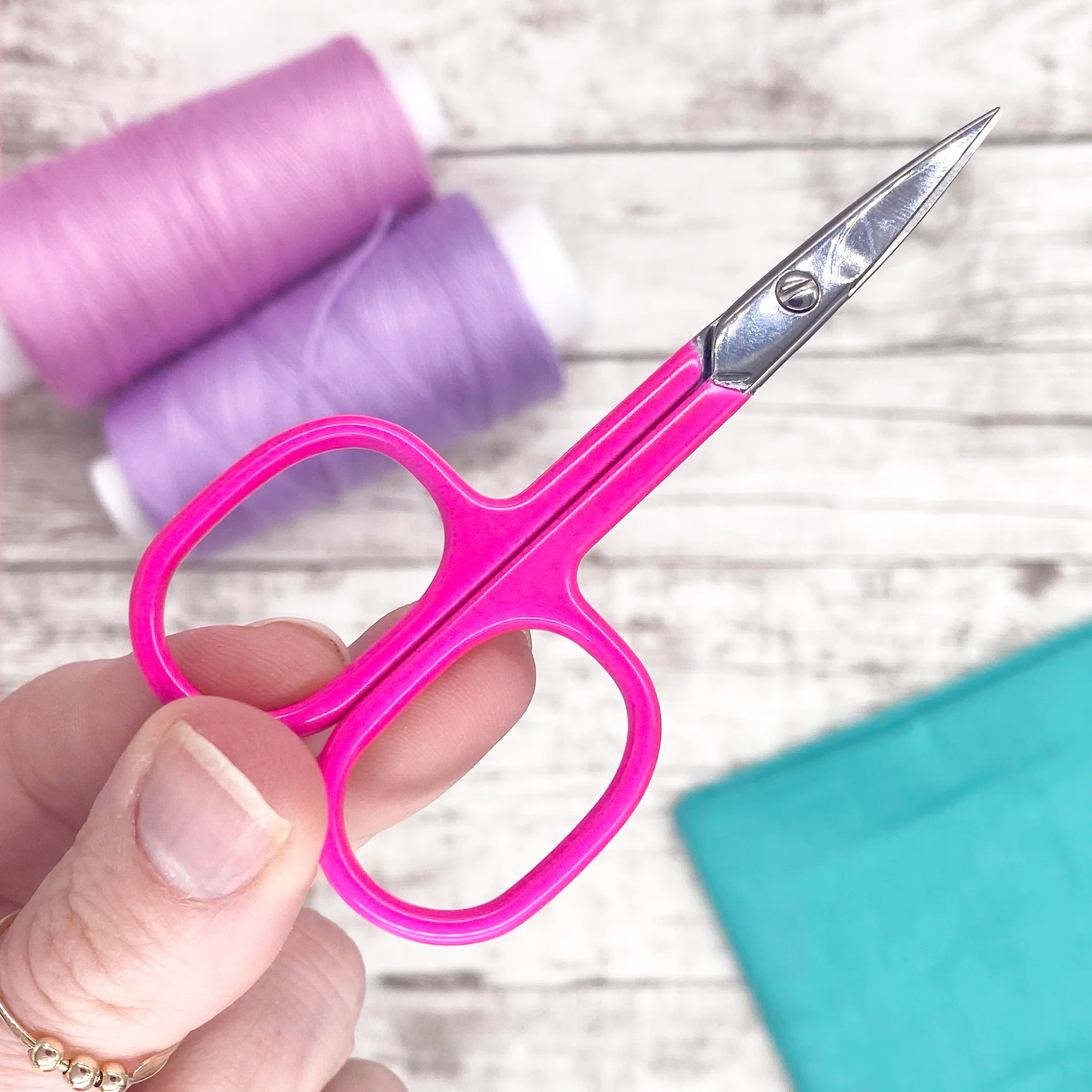 Neon Pink Embroidery Scissors - Image 6