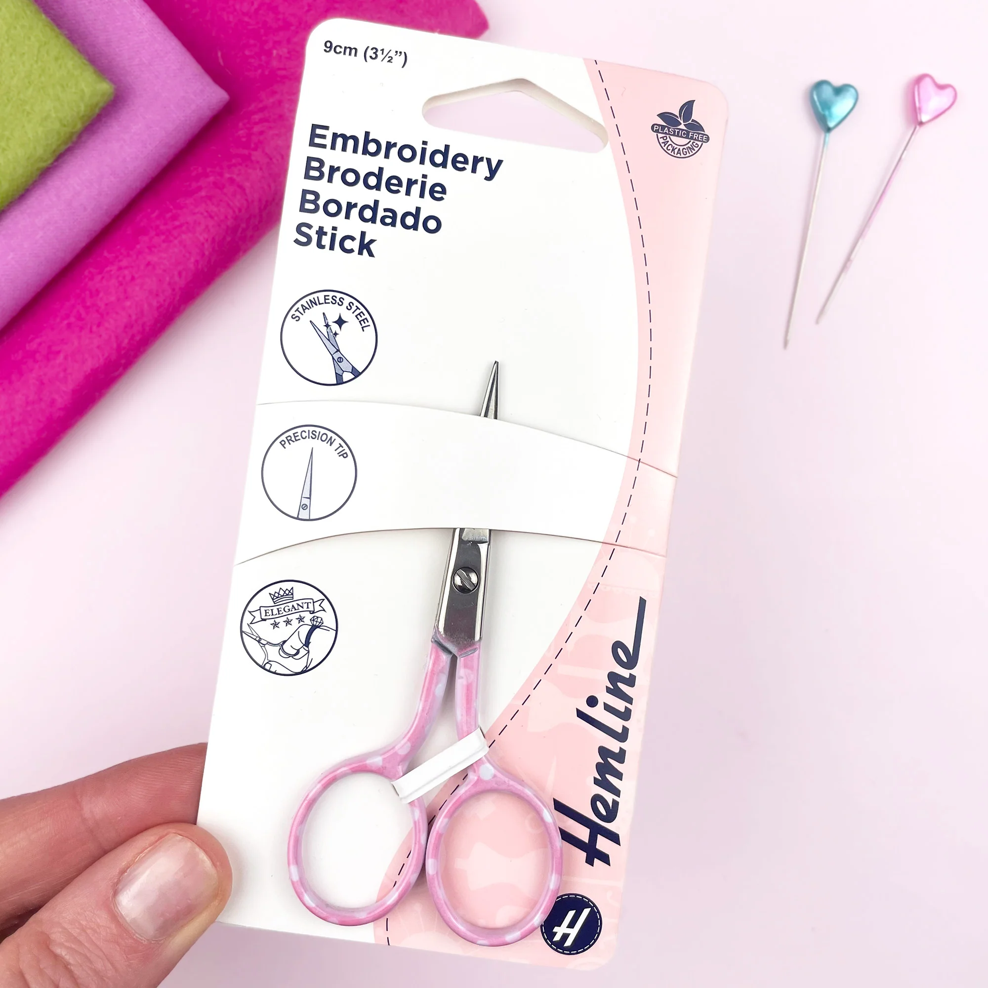 Pink Polka Dot Embroidery Scissors - Image 3